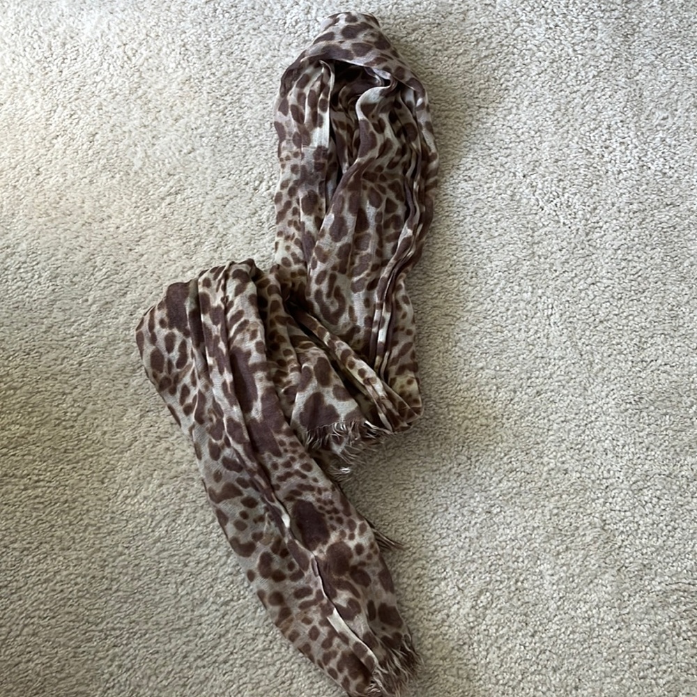Cheetah print scarf